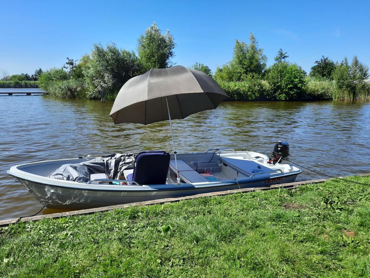Wellness Lodge aan de Braassem Rijnsaterwoude Buitenkant foto